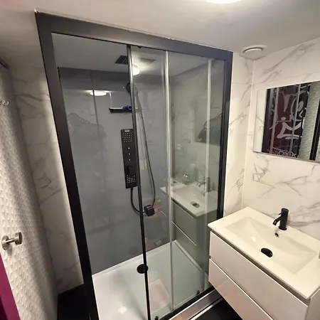 Semesterbostad Capsule Forever Young - Jacuzzi - Sauna - Billard - Arcade De Jeux - Netflix & Cinema - Ping Pong Hastiere-par-dela