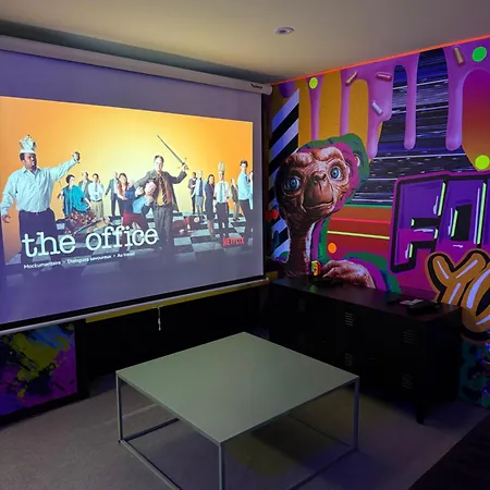 Capsule Forever Young - Jacuzzi - Sauna - Billard - Arcade De Jeux - Netflix&home Cinéma - Ping Pong