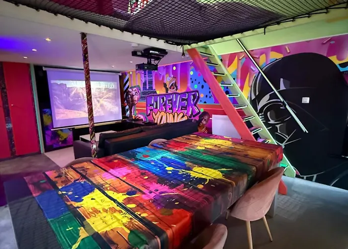 Nyaraló Capsule Forever Young - Jacuzzi - Sauna - Billard - Arcade De Jeux - Netflix & Cinema - Ping Pong *